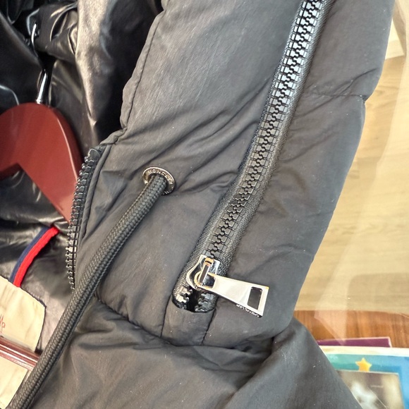 Moncler Black Estom Puffer Jacket - Picture 7 of 16